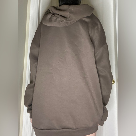 Brown oversized hoodie - Picture 2 of 3